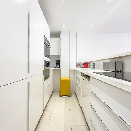 Apartment Le Maubourg By Winsome Destination